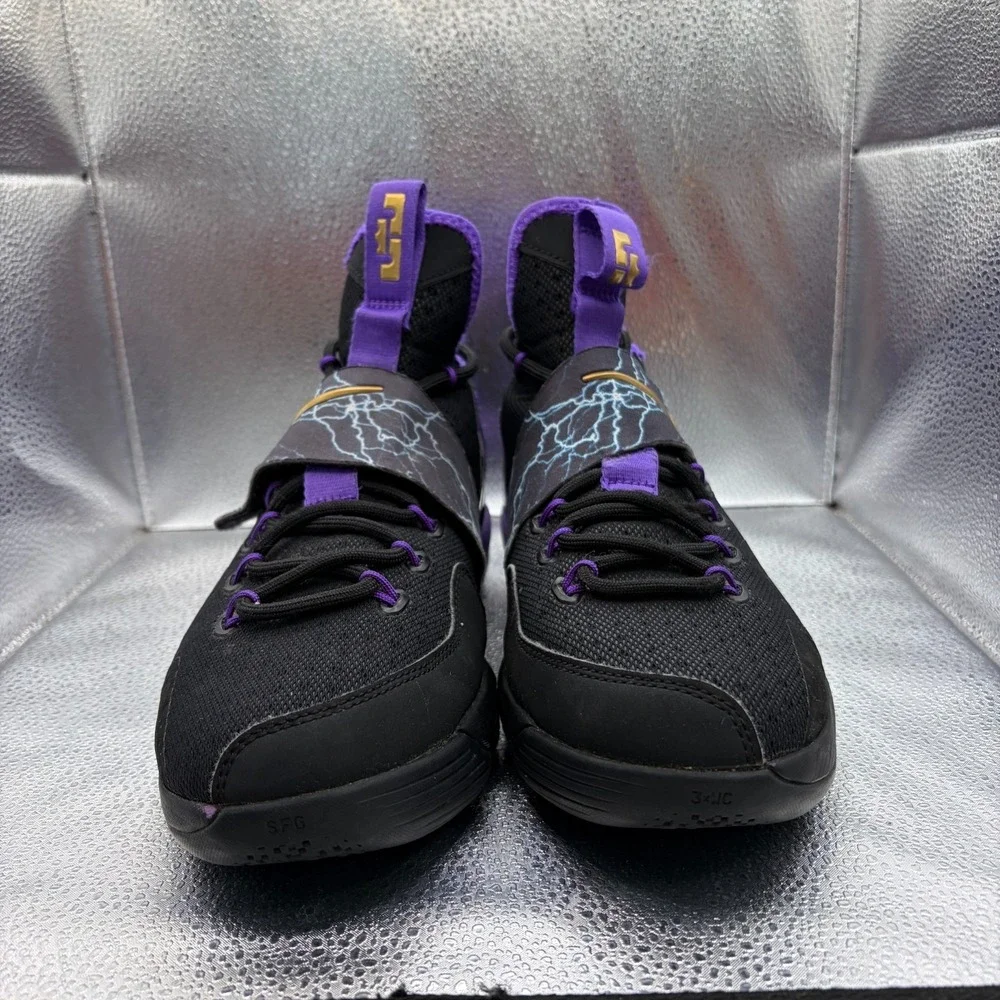 Size 7Y Nike LeBron 14 (GS) Kids Purple/Metallic Gold Athletic Shoes AA3258-590